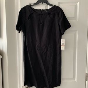 Black short sleeve dress